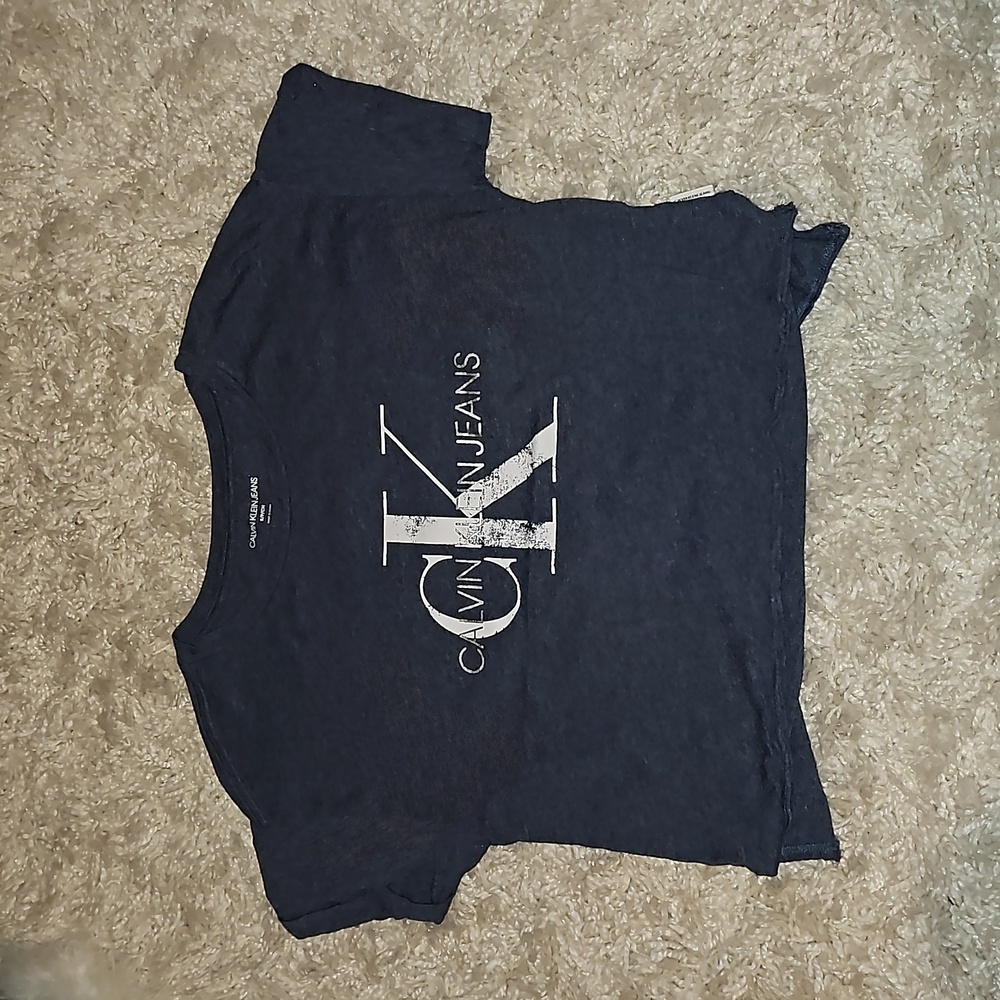 Women's Calvin Klein crop tshirt (small)